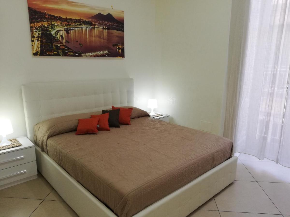 La Dolce Dimora Bed & Breakfast Napoli Exterior foto