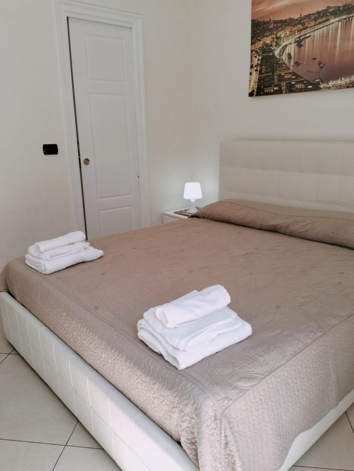 La Dolce Dimora Bed & Breakfast Napoli Cameră foto